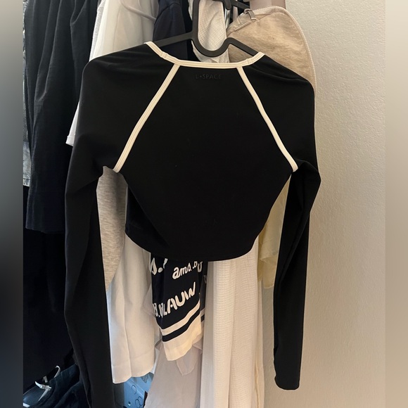 L space active top - Picture 5 of 6